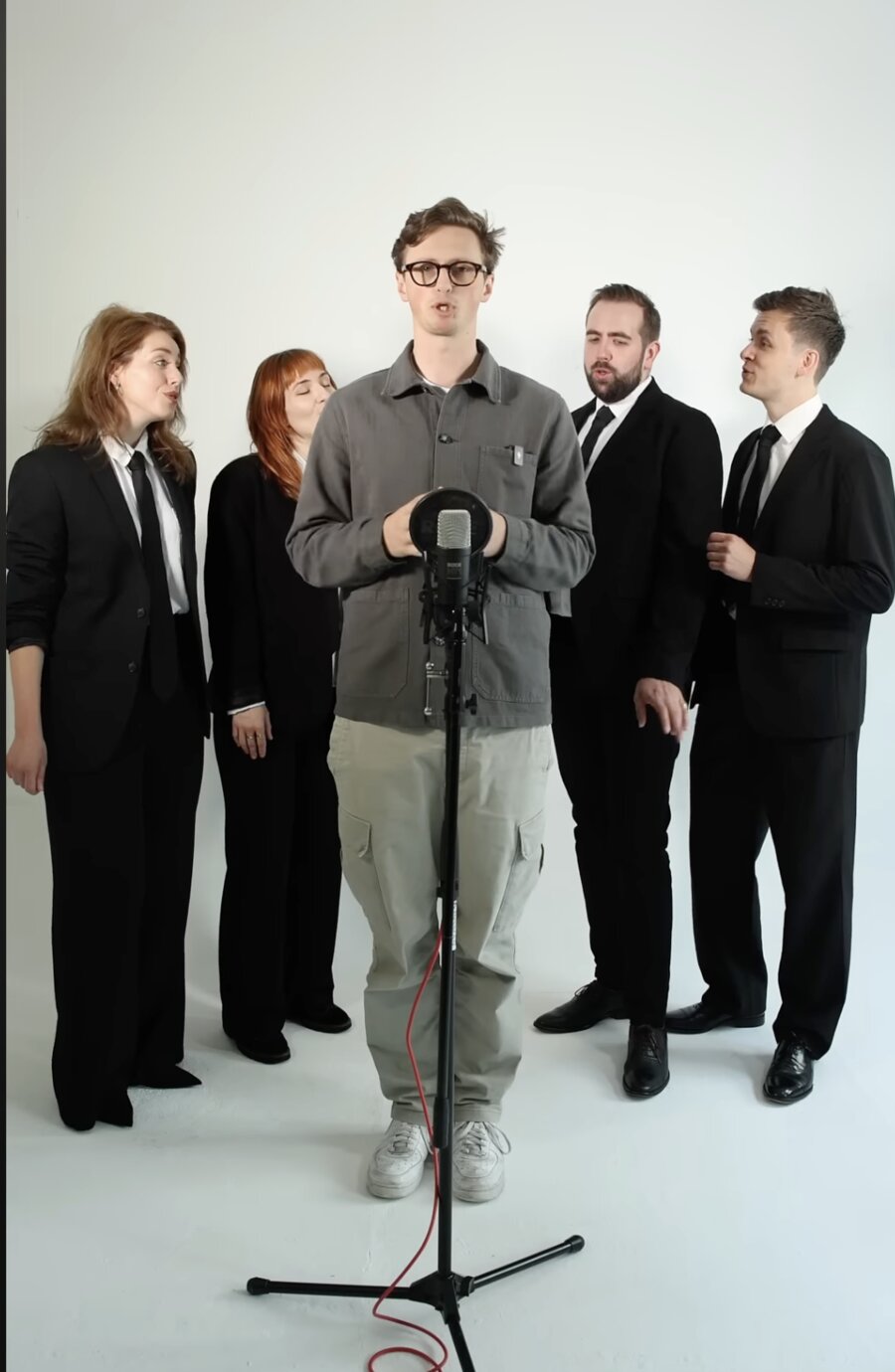 Flat Mates Quartet performing with Max Fosh